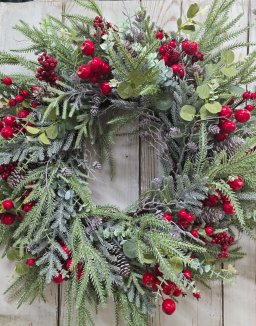 Frosted Cedar Berry 24in Wreath