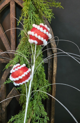 Fuzzy Red Glitter Ball Pick