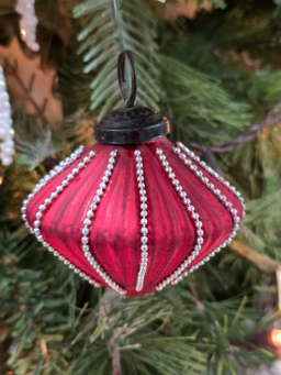 Red Pearl Diamond Ornament 3.5x3.5x3.5in