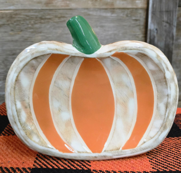 Pumpkin Dish 7x8in