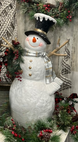 Ms. Frosty with a Wreath 17x12x30in