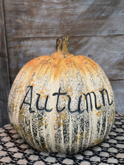 Autumn Pumpkin 7.5x7.5x8in