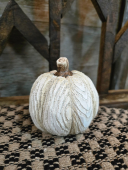 Harvesty Pumpkin 3.5x3.5x3.75in